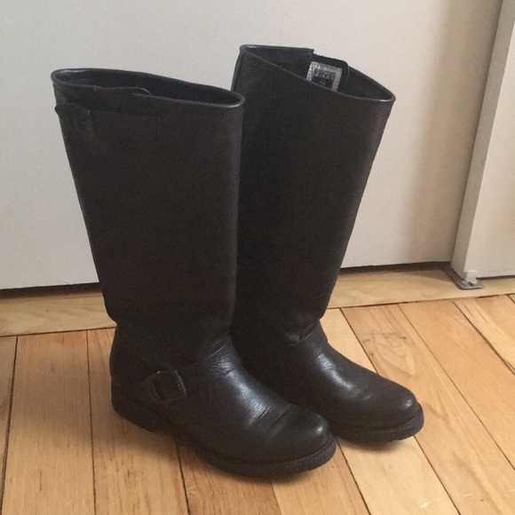 Women’s mid-calf Frye boots - Picture 1 of 7